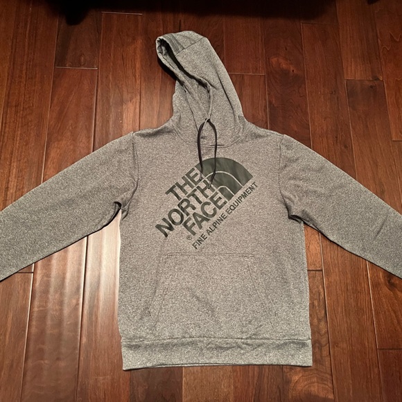 The North Face Men’s Lightweight Pullover Hoodie - Picture 2 of 6